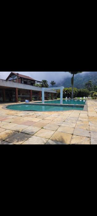 Casa na CBF Granja Comari