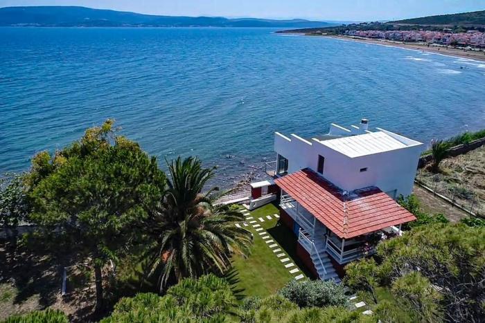 YFN Urla Seaside House