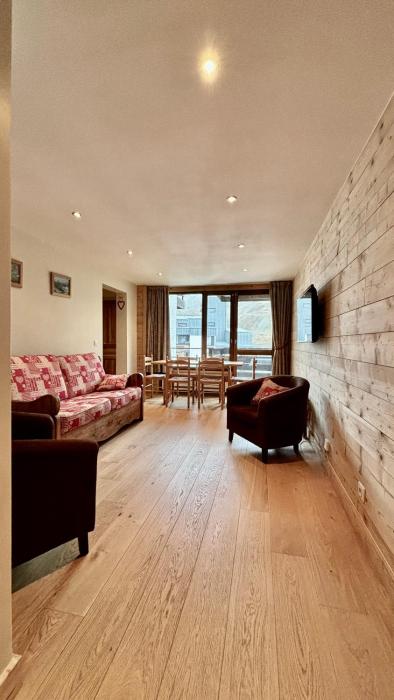 LES MOUTIERES 3 étoiles - 46m2, SKIS AUX PIEDS, 6 pers TIGNES