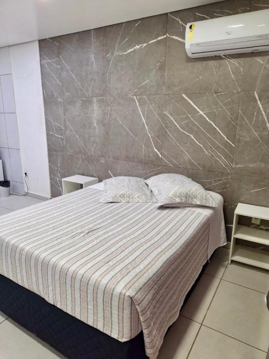 Kitnet 1 mobiliada no centro de Torres a 600m da Praia Grande