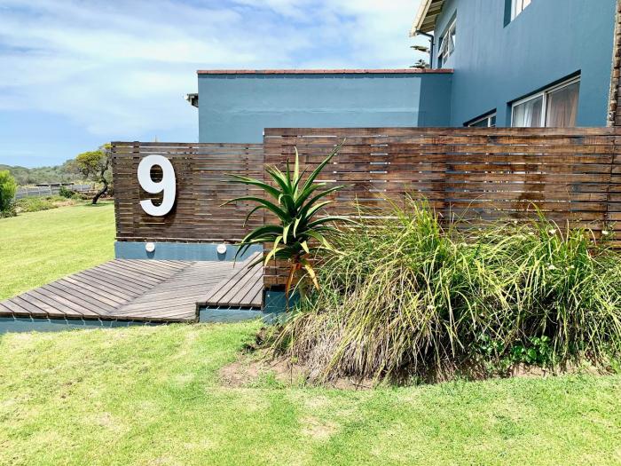 Ikhaya le Inkhuku A cozy retreat in Sunrise-on-Sea