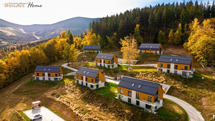 Wonder Home Myśliwska - Domki przy stoku Karpatka - na terenie kompleksu plac zabaw, zewnętrzna siłownia i sklep