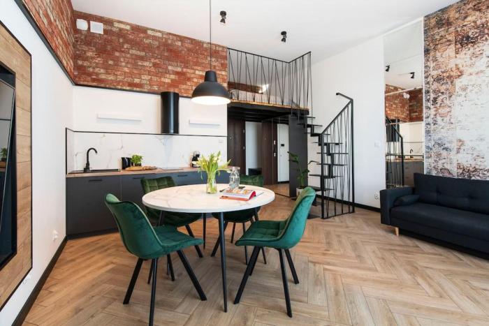 Ukiel Park 1 by RENT4YOU