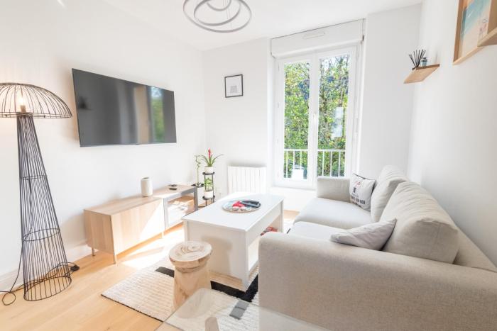 PREMIUM T2 neuf 2ème étage ultra Centre Lorient par Groom