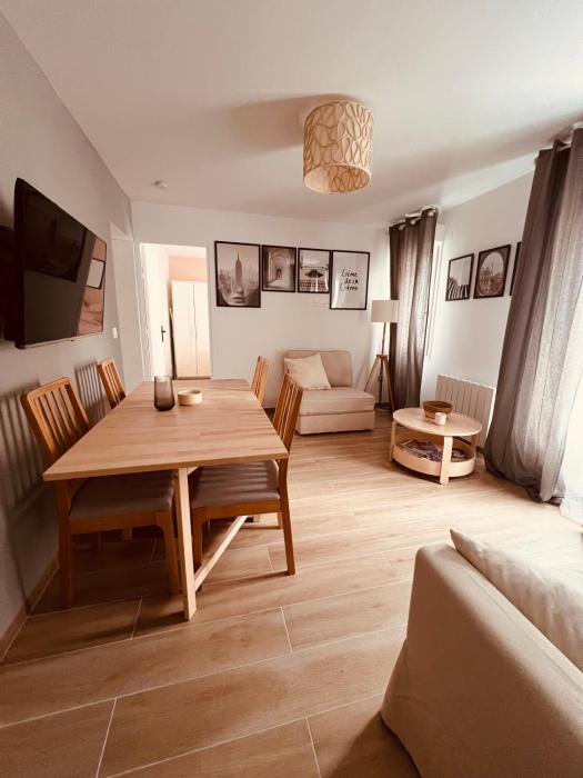 Proche Paris & Stade De France & Adidas Arena