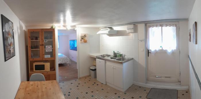 Studio indépendant avec jardin