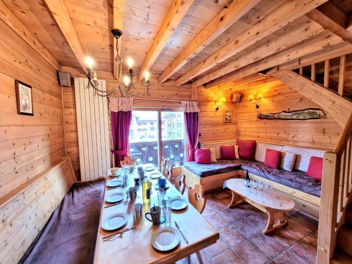 Charmant appartement 4 pièces au cœur des Gets avec balcon et parking - FR-1-598-82