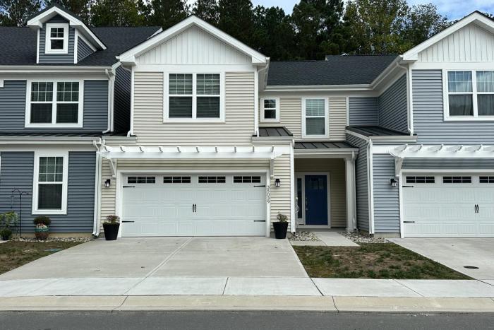 Friendship Creek --- 35039 Dundee St