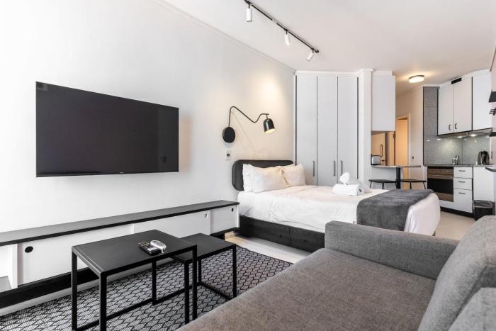 Flamingo 705 - Sea Point Studio Aprt