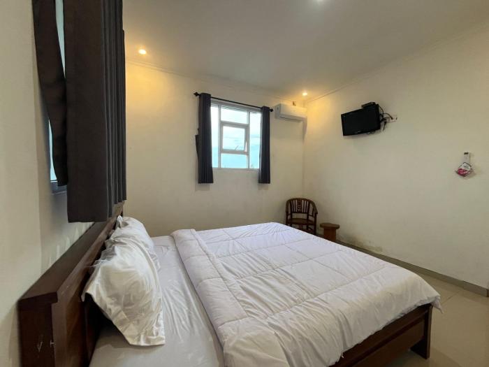 Ubud Suites Batuan near Tegenungan Waterfall