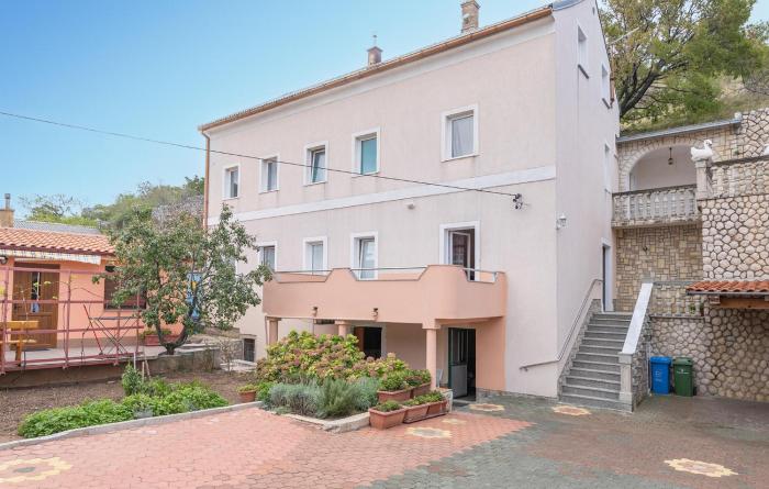 Amazing Apartment In Senj With Wifi