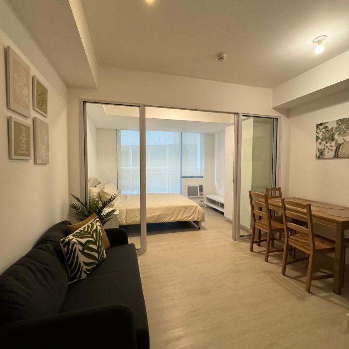 Dwell at Azure Urban Resort Residences Bahamas Tower