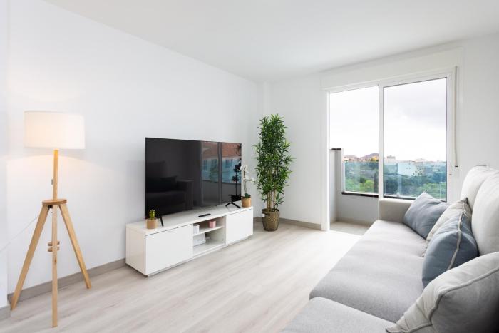 Home2Book Relaxing Poolside Escape, Arona