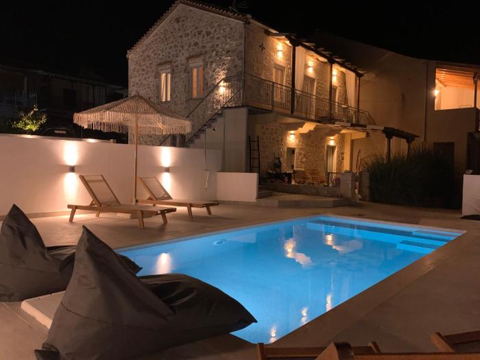 mangata suite home private pool