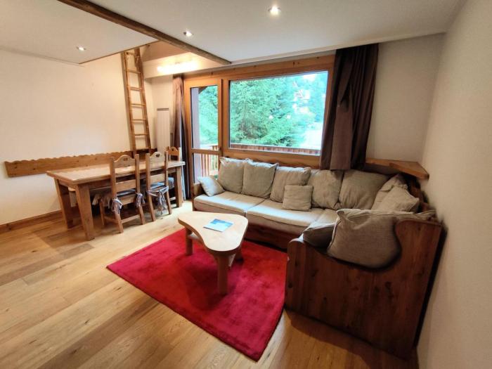 Résidence Larolaz N°1 - Appartement skis aux pieds 7 personnes dans le centre de Méribel MAE-7111