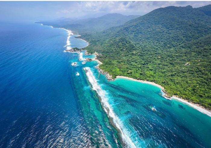 Arrecifes Refugio Natural