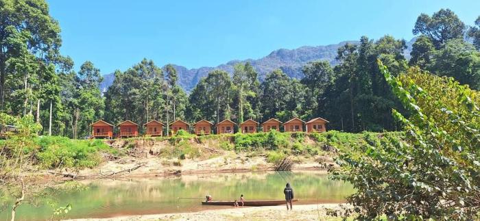 Konglor Cave Resort-Riverside Restaurant