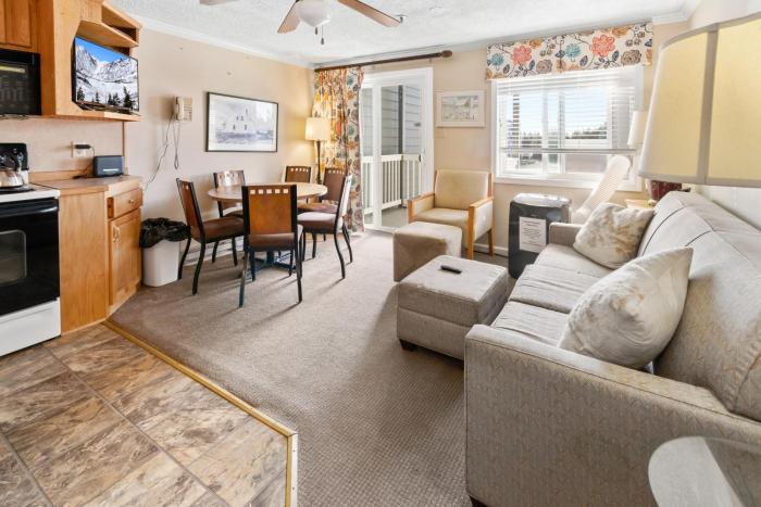 ML229 Mountain Escape Great for Relaxing Near Village