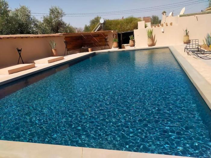 Douirhia avec piscine Le Dar Des Songes
