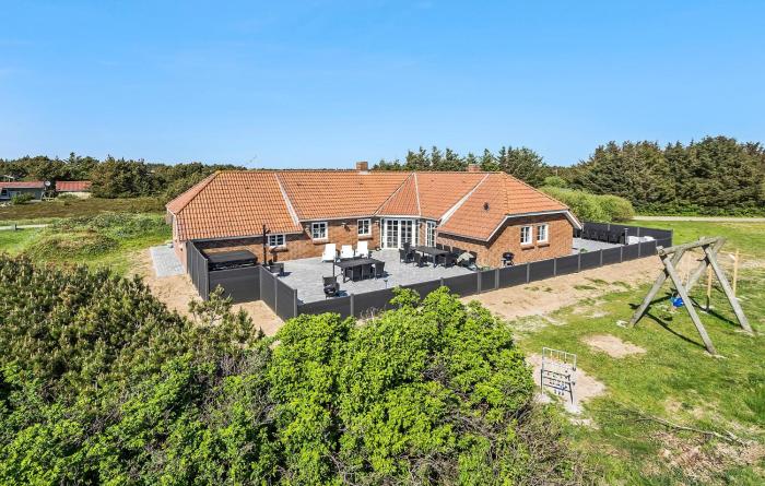 Awesome Home In Ringkøbing With Sauna
