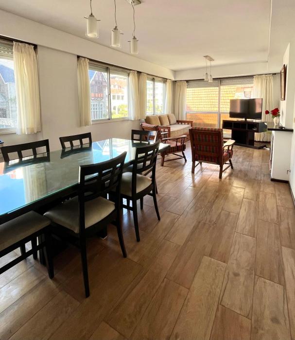 Depto 3 Dormitorios VARESE - TORREON