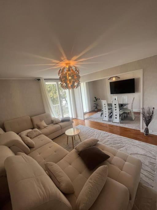 Magnifique appartement suréquipé-balcon-vu-parking