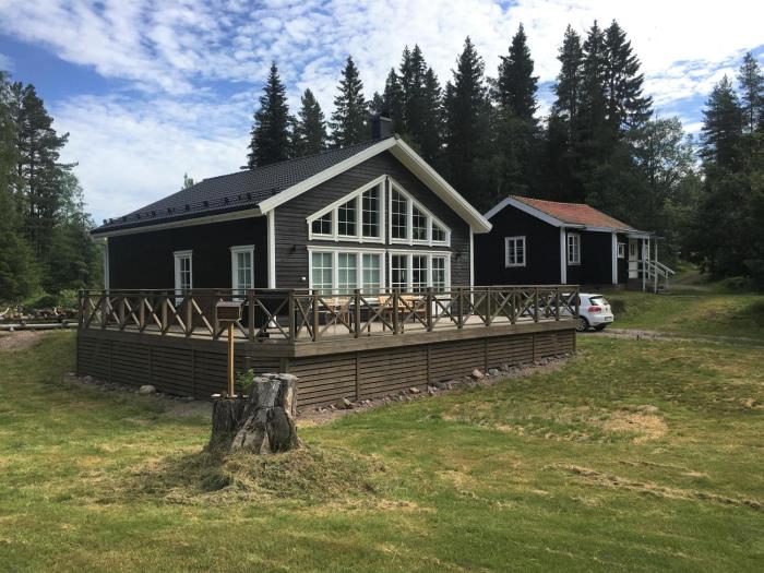 Stunning Home In Rörbäck With 2 Bedrooms And Wifi