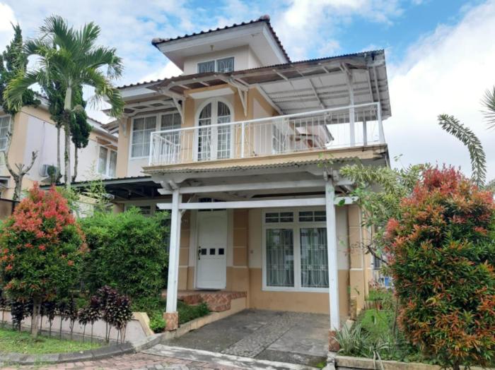 Villa kota bunga puncak bogor 4 kamar ada ac