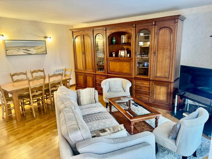 Appartement 95m2 pour 7 au centre et au calme