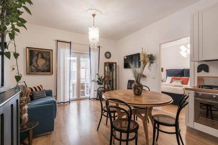 Vatican Elegance House