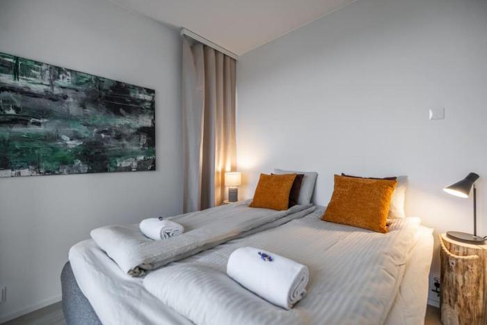 Koda Taiga South - parking & view