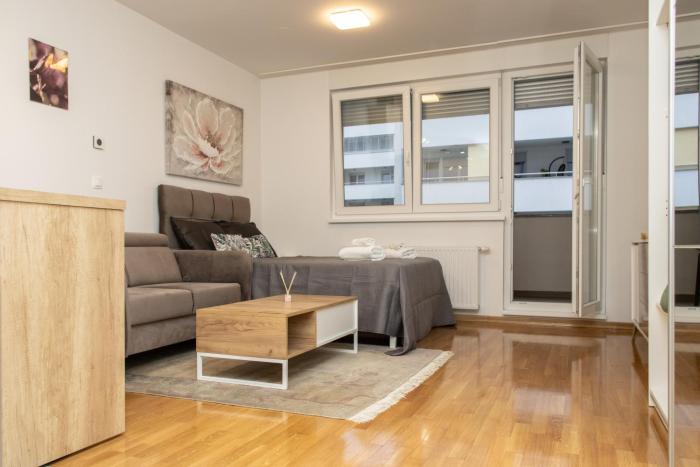 Studio Apartment Nina 2