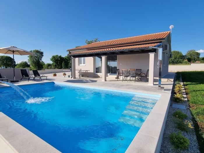 Villa Taya Comfortable holiday residence