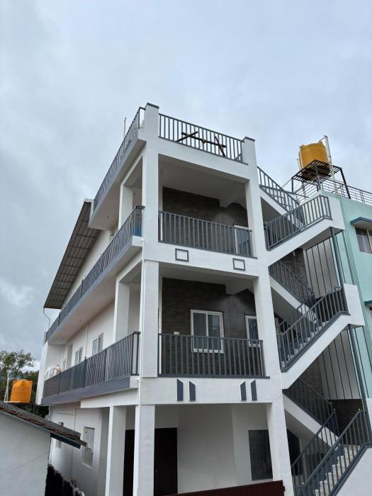 Kamal nivas service apertments