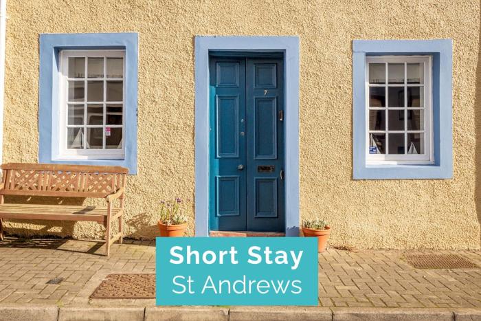 Tollbooth Townhouse Close to Tidal Pool