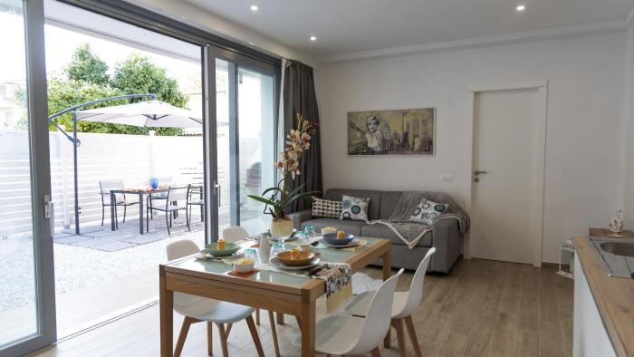 La Casa Di Marty Per 9 - Belcantovillas