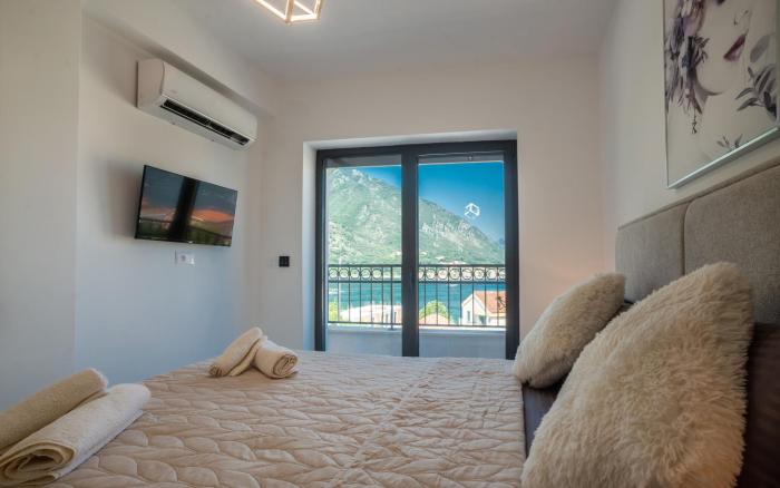 N&N Blue sea star apartment with amazing sea view