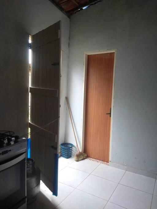 Linda casa em Itamaracá - próximo a praia de Jaguaribe com piscina