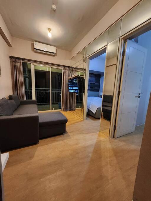 2 Bed Room Tanglin Pakuwon mall