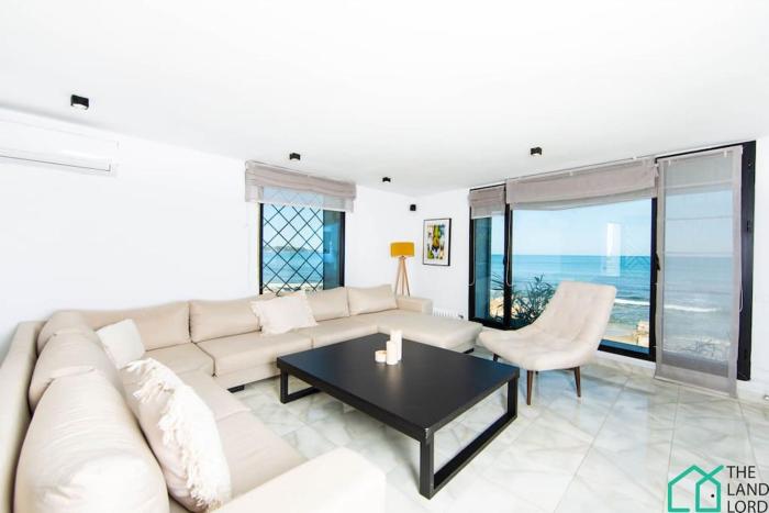 Front Sea Luxury Modern and High Standing La Marsa Corniche