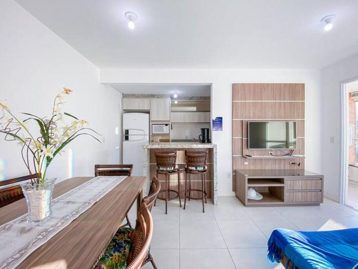 Apto amplo para Férias na Praia Palmas - 0122