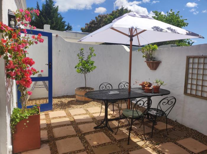 Squirrels Nook Cottage Constantia