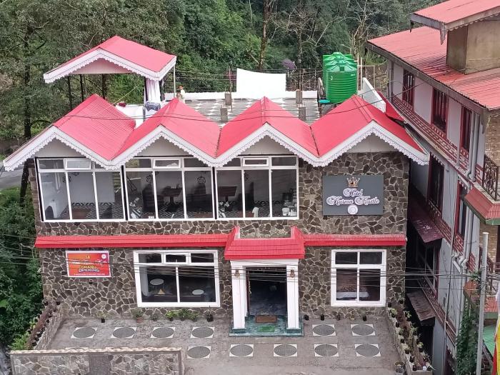 Hotel Karma Kastle