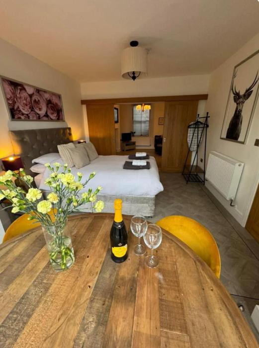 The Hideaway - Luxury Home in the heart of Bowness On Windermere