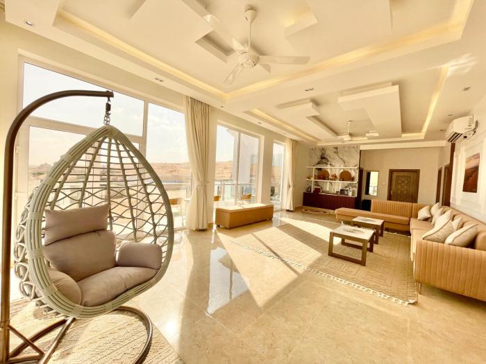 R61 Sunrise Chalet