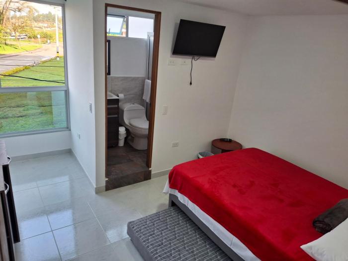 Acogedor Apartamento de 3 dormitorios con baños privados - Guatapé Antioquia