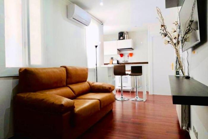 Plaza España - Cómodo y luminoso con balcón y wifi