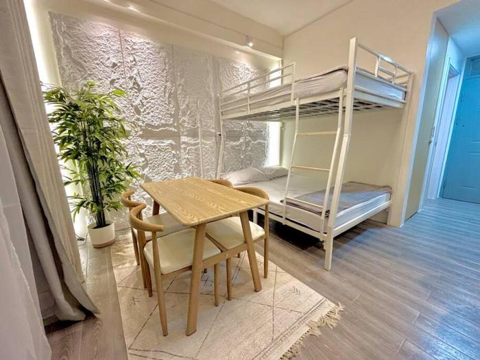 Modern Studio by Airport & Malls