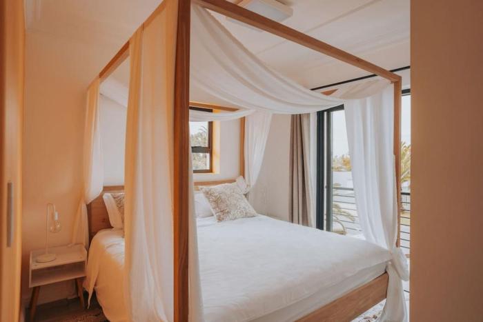 Calm Blouberg Beach Apt - Gated & Lift Access