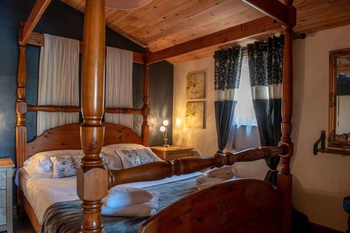 Harvest 12 Lodge, Yellowtop Country Park